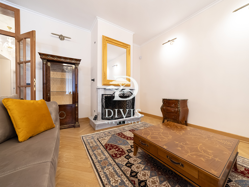 Slika 11 - Milovana Marinkovića, Šestosoban stan na prodaju, 396m2, 1.100.000€